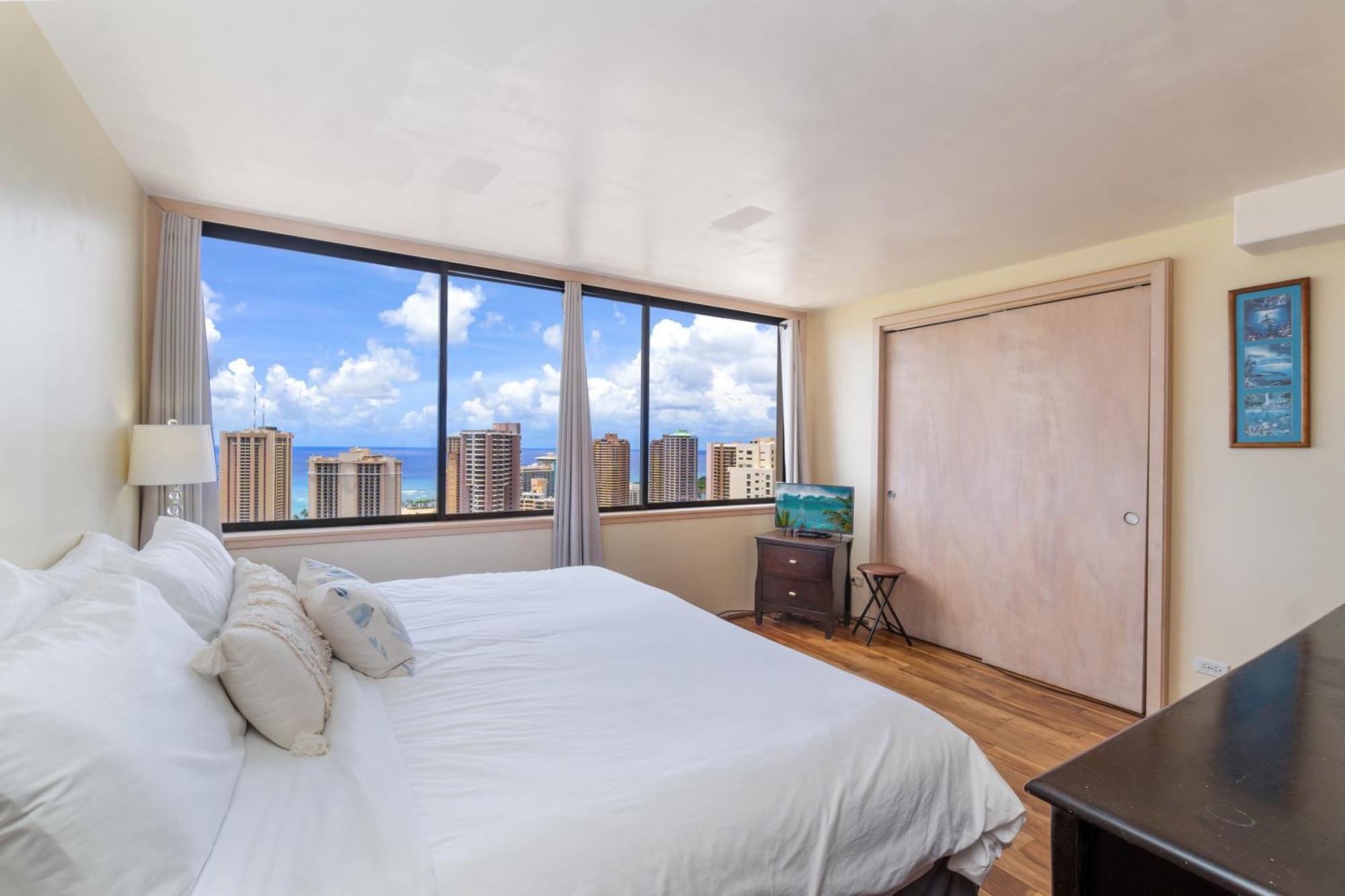 Ferienwohnung Hawaiian Monarch Penthouse 402 Honolulu Exterior foto