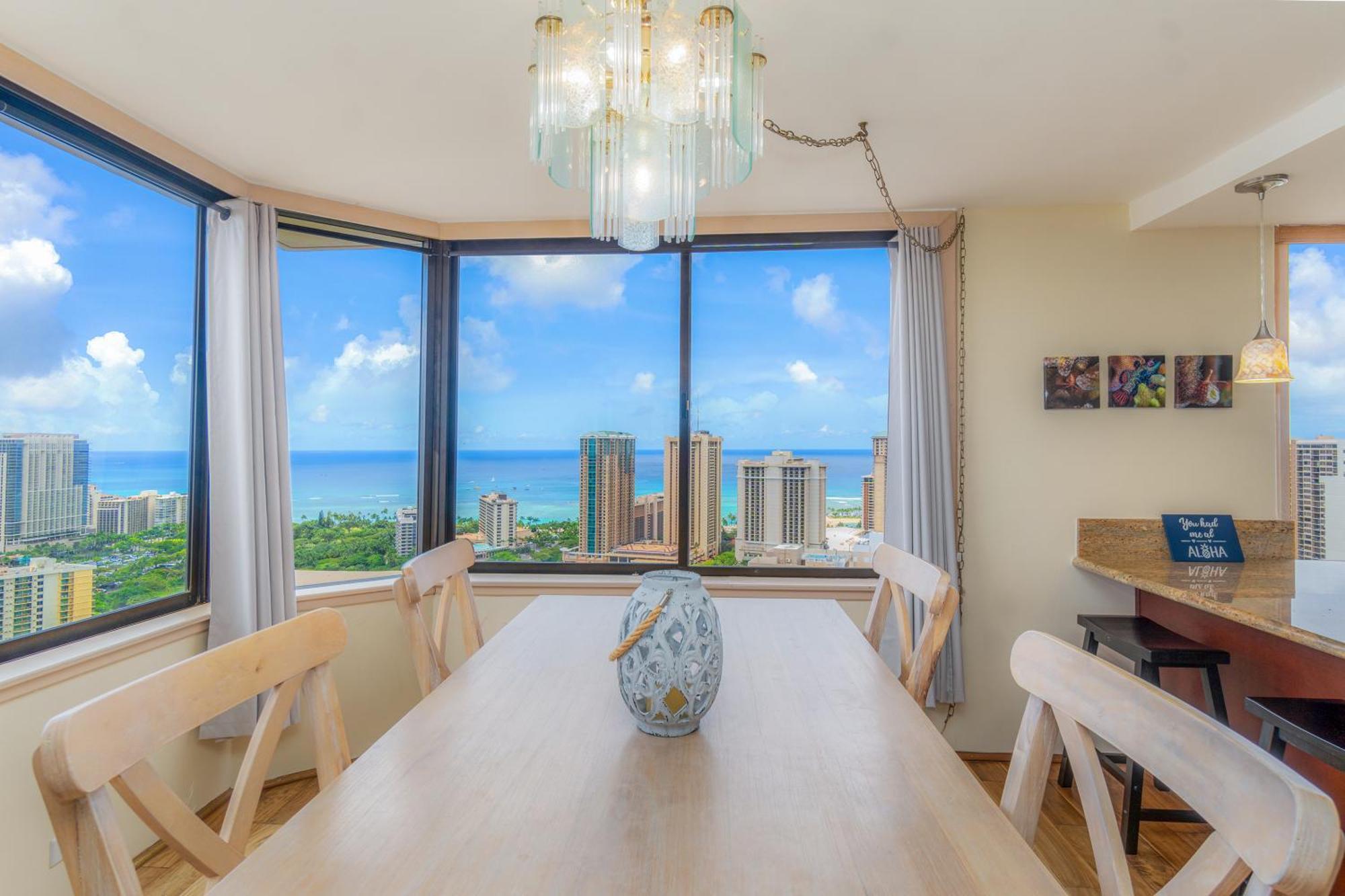 Ferienwohnung Hawaiian Monarch Penthouse 402 Honolulu Exterior foto